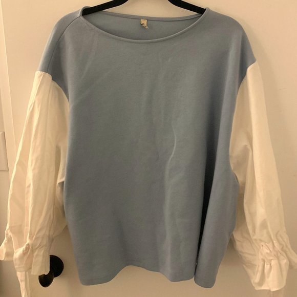 OS Sweater Blouse; Baby Blue & White; Over-sized look - Picture 1 of 5